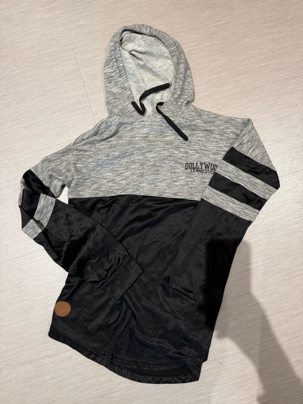 Dollywood Tennessee Women's Two-Tone Gray & Black Hoodie Sweater